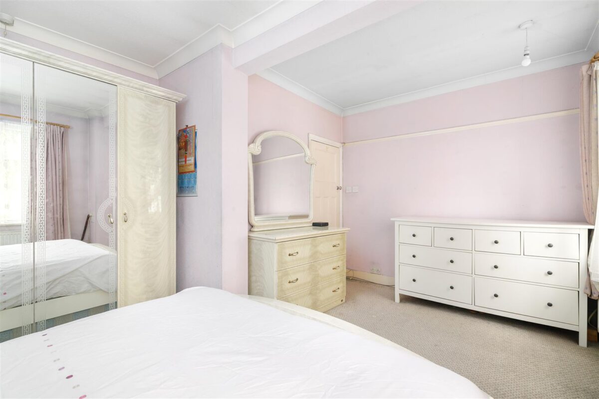 Loxham Road, London E4
