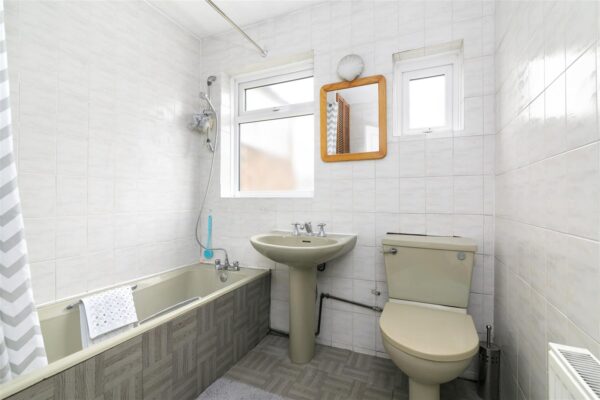 Loxham Road, London E4