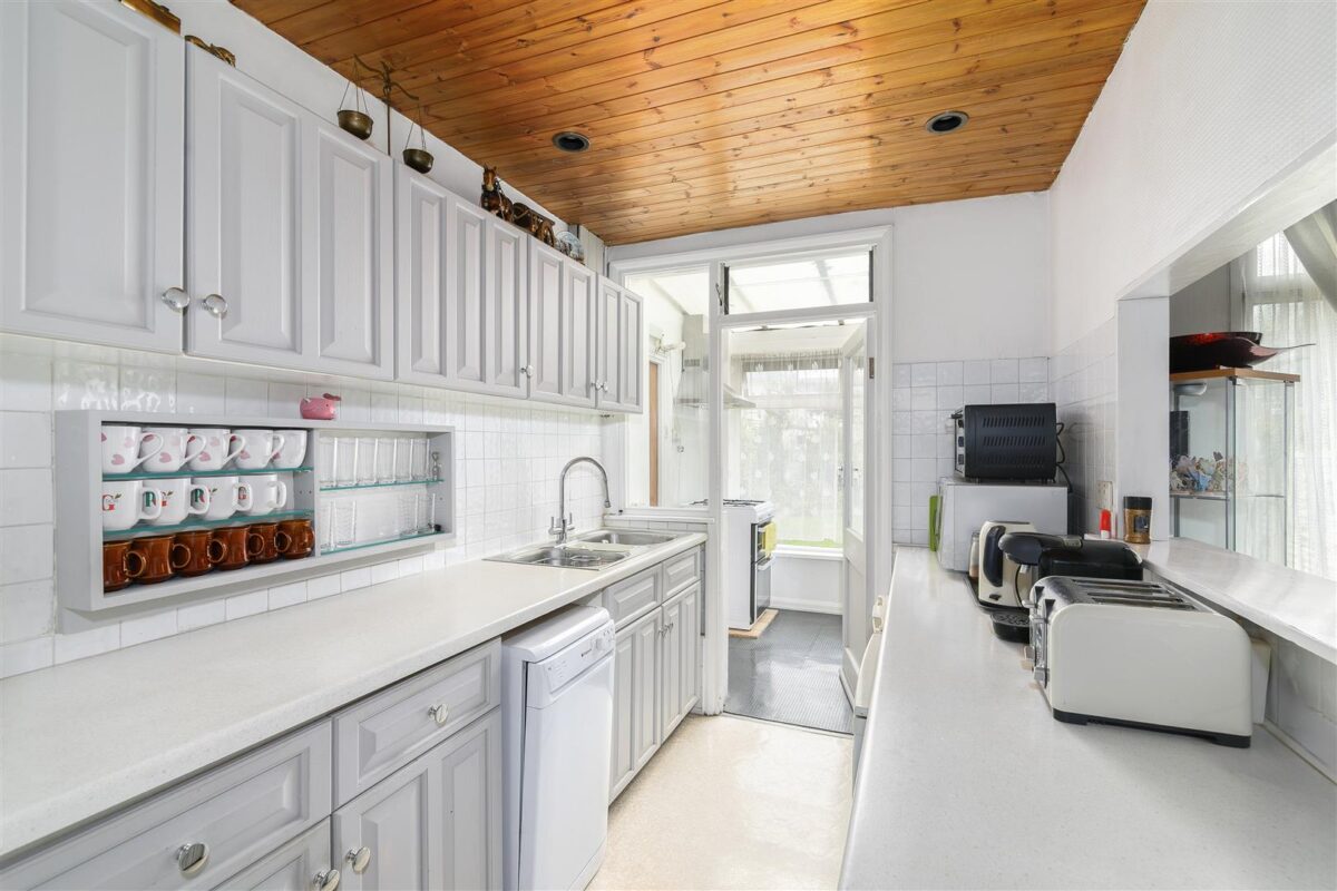 Loxham Road, London E4