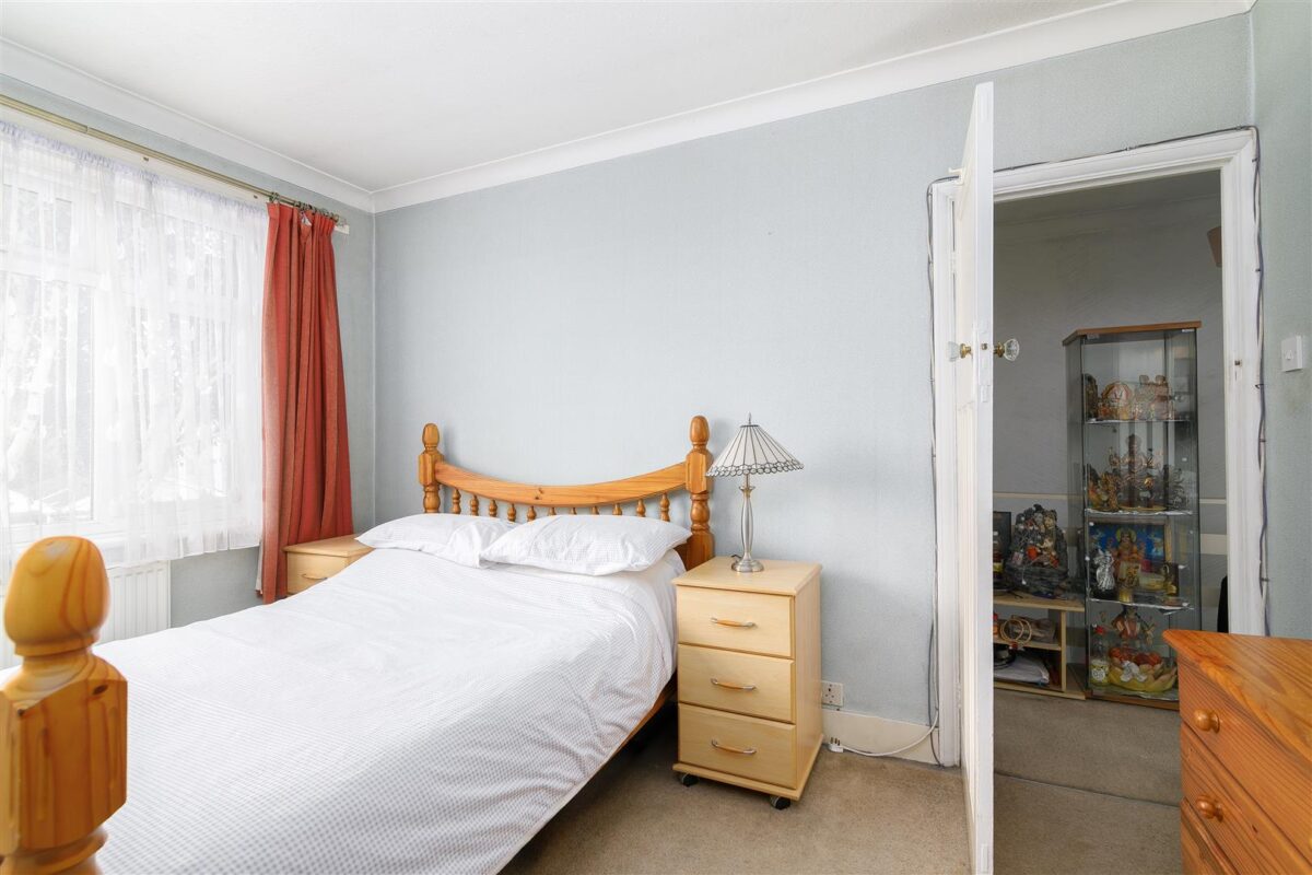 Loxham Road, London E4
