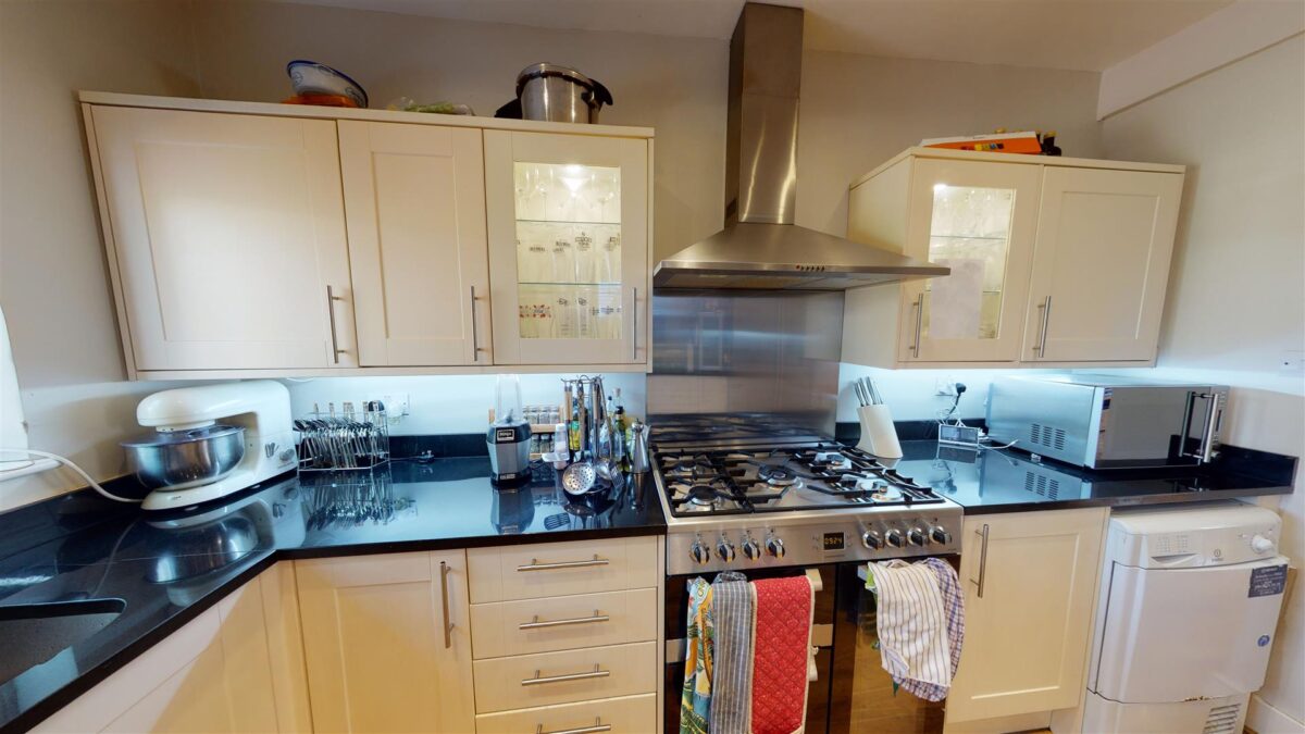 Baronet Grove, London, N17